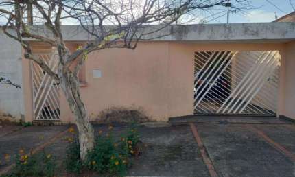 Casa a venda no bairro Alto da Santa Cruz - Tatuí/SP