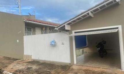 Casa com 2 quartos à venda no Jardim Lucila, Tatuí 