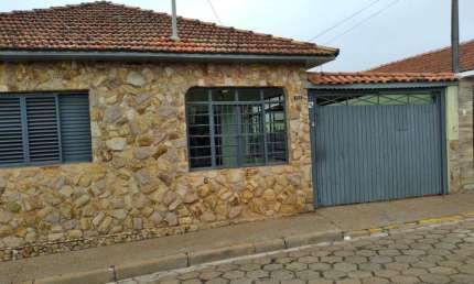 Casa com 3 quartos à venda no Centro, Tatuí 