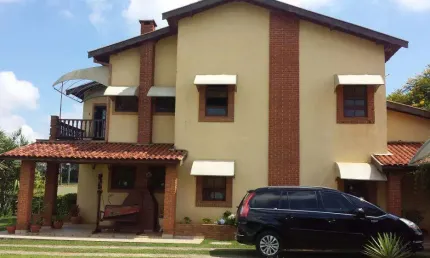Lindo Sobrado a venda no condomínio Ninho Verde I Eco Residence - com 1350 m² de área total