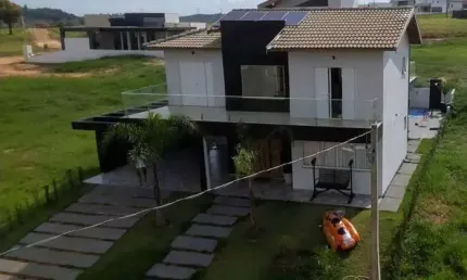 Magnífica casa a venda no condomínio Riviera de Santa Cristina XIII - SETOR MARINA