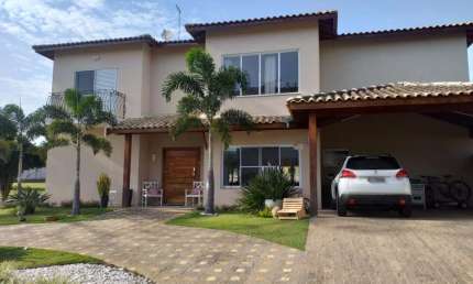 Linda casa a venda no Condomínio São Marcos - Tatuí/SP.