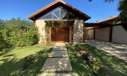 Maravilhosa casa venda no Condomínio Ninho Verde I Eco Residence - Quadra/SP.