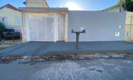 Casa com 3 quartos à venda no Centro, Tatuí 
