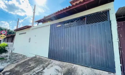 Casa espaçosa com 3 dormitórios e área gourmet em, Vila Aparecida - Boituva/SP