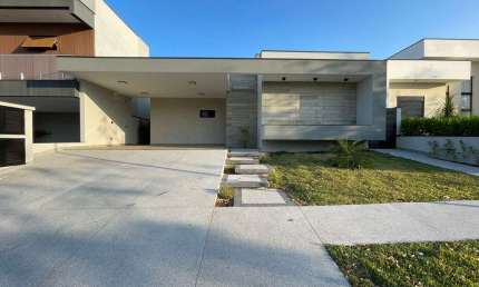 Casa de Condomínio à Venda no Portal Ville Gardênia em Boituva