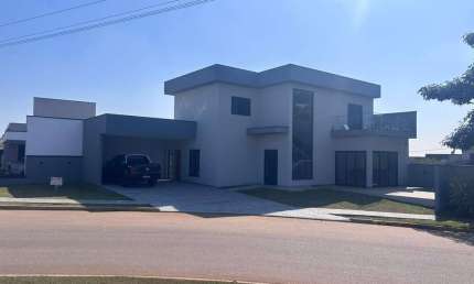 Casa com 3 suítes à venda, 224m² por R$ 1.635.000 - Condomínio Portal Ville Jardim Europa - Boituva/SP
