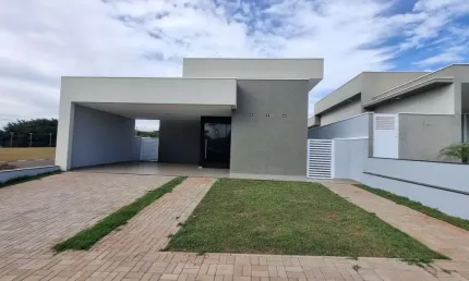 Casa térrea espetacular à venda no condomínio esplanada – 3 suítes, piscina aquecida e energia solar