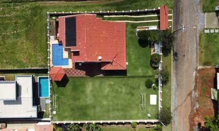 Casa Térrea com Piscina e Espaço Gourmet no Ninho Verde II Eco Residence