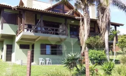 Casa em condomínio fechado com 8 quartos à venda na da Vigia, 40, Centro, Garopaba por R$ 3.590.000