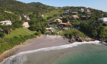 Casa em condomínio fechado com 5 quartos à venda na Servidão da Praia, 250, Centro, Garopaba por R$ 3.590.000