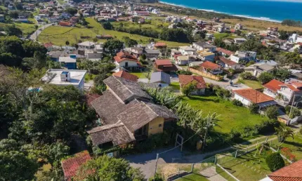 Prédio com 3 salas à venda na Gamboa, 1, Praia da Gamboa, Garopaba por R$ 3.000.000