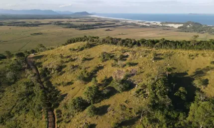 Terreno em condomínio fechado à venda na Estrada Paulo Lopes, 5, Praia da Gamboa, Garopaba por R$ 3.500.000