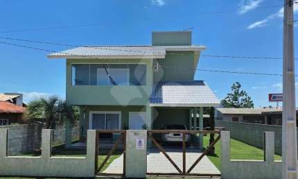 Casa em condomínio fechado com 3 quartos à venda na Opala, 60, Campo D'una, Imbituba por R$ 1.330.000
