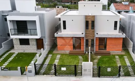 Casa em condomínio fechado com 3 quartos à venda na Pinguirito, 1, Pinguirito, Garopaba por R$ 950.000
