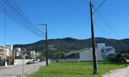 Terreno em condomínio fechado à venda na Esmeralda, 1, Areais da Palhocinha, Garopaba por R$ 650.000