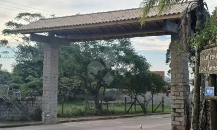 Terreno em condomínio fechado à venda na Ver. Venicio Luiz Borges, 25, 25, Alto Arroio, Imbituba por R$ 361.000