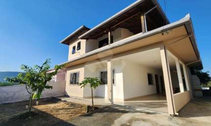 Casa em condomínio fechado com 3 quartos à venda na Rua Severo Costa, 2, Centro, Paulo Lopes por R$ 590.000