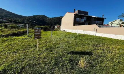 Terreno em condomínio fechado à venda na do Poeta, 1, Siriú, Garopaba por R$ 800.000