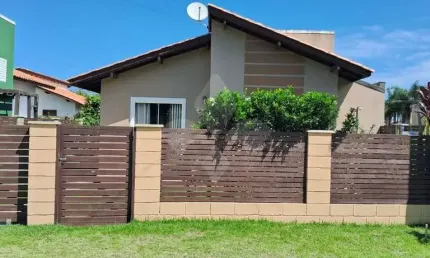 Casa em condomínio fechado com 2 quartos à venda na Servidão Pmg 224, 59, Encantada, Garopaba por R$ 729.000