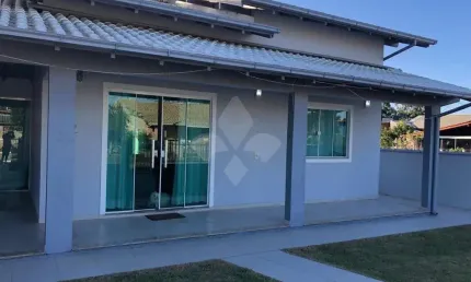 Casa em condomínio fechado com 3 quartos à venda na Das Alamandas, 1, Alto Arroio, Imbituba por R$ 830.000