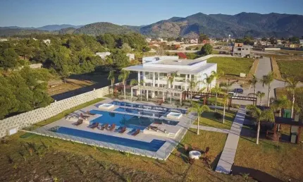 Terreno em condomínio fechado à venda na SC 434, 999, Campo D'una, Imbituba por R$ 560.000