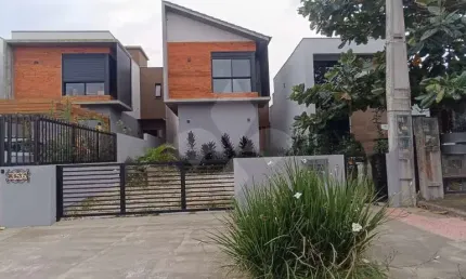 Casa em condomínio fechado com 3 quartos à venda na Diamante, 377, Areais da Palhocinha, Garopaba por R$ 930.000