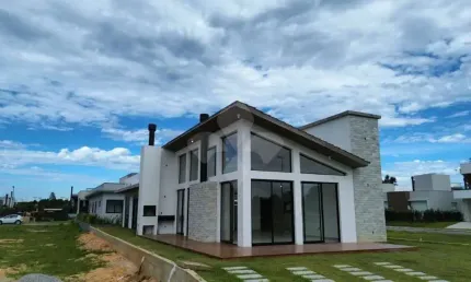 Casa em condomínio fechado com 3 quartos à venda na Geral do Ouvidor, 04, Grama, Garopaba por R$ 1.590.000