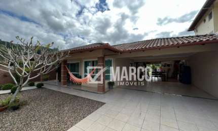 Casa com 3 quartos à venda no Ribeirão Areia, Pomerode , 165 m2 por R$ 1.400.000