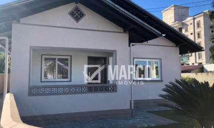 Casa com 5 quartos à venda no Centro, Pomerode , 183 m2 por R$ 950.000