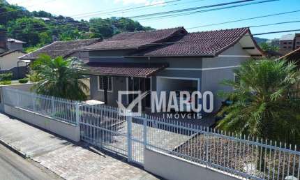 Casa com 4 quartos à venda no Centro, Pomerode , 161 m2 por R$ 949.000