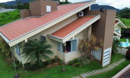 Casa com 3 quartos à venda no Testo Central, Pomerode , 182 m2 por R$ 1.200.000