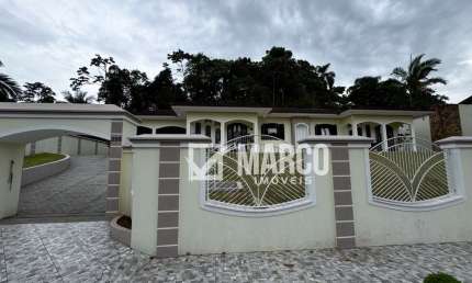 Casa com 4 quartos à venda no Centro, Pomerode , 255 m2 por R$ 2.150.000