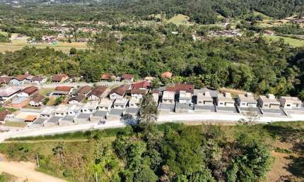 Casa em condomínio fechado com 2 quartos à venda no Testo Rega, Pomerode , 49 m2 por R$ 363.694