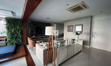 Apartamento à venda com 3 suítes no Maison Victória