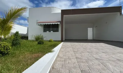Casa em peruíbe -lado praia, com piscina, churrasqueira