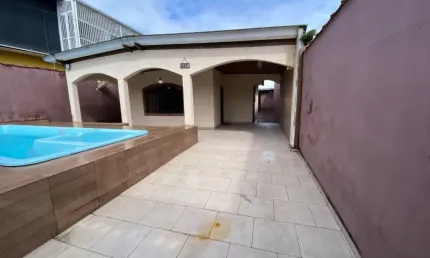 Casa para venda, peruíbe / sp- com churrasqueira e piscina