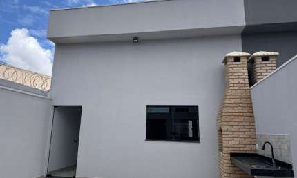 Casa com 3 quartos à venda na Rua Gregório de Matos, Novo Mundo, Uberlândia