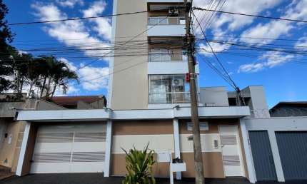 Cobertura com 3 quartos à venda no Conjunto Segismundo Pereira, Uberlândia 