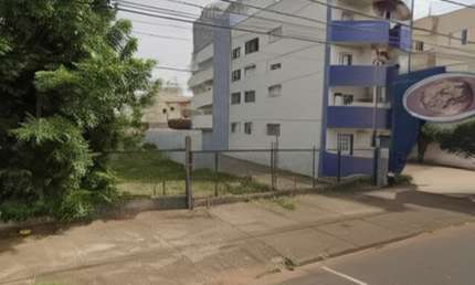 Terreno à venda na Avenida João Naves de Ávila, Saraiva, Uberlândia