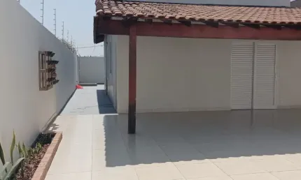 Casa com 3 quartos à venda em Granada, Uberlândia 