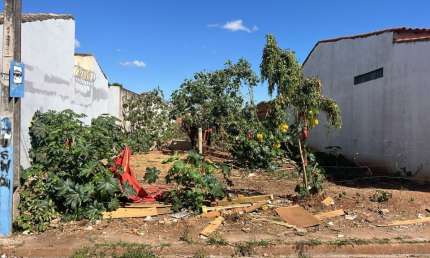 Terreno à venda no Jardim Canaã, Uberlândia 