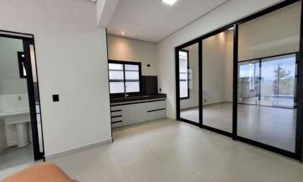 Casa à venda e locação no Condomínio Residencial Central Parque em Salto/SP,