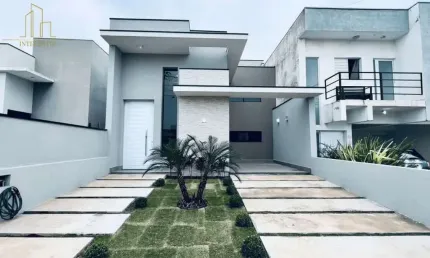 Casa em condomínio fechado à venda no Jardim Guarujá com 3 quartos