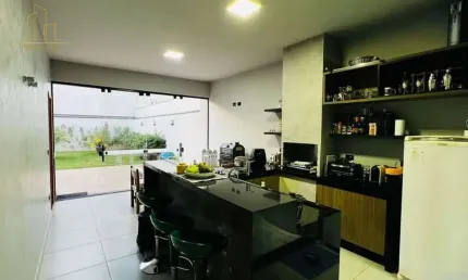 Casa em condomínio fechado à venda no Jardim Marília com 3 quartos