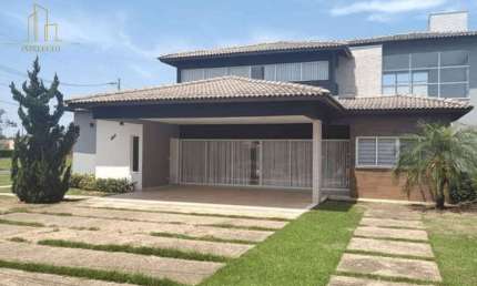 Casa em condomínio fechado no Residencial Primavera com 3 quartos