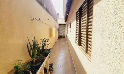 Casa à venda no Salto Ville com 2 Quartos e Churrasqueira