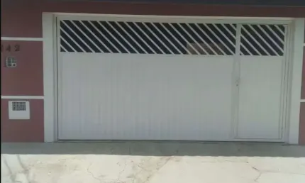 Casa disponível para venda no Parque Laguna Salto SP!