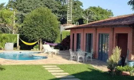 Chácara à venda no Condomínio Fechado Village Haras São Luiz com 3 quartos