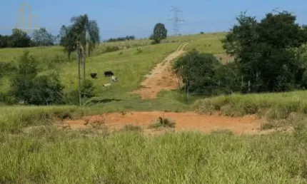 Excelente área à venda ou disponível para parceria no bairro Buru, em Salto/SP!